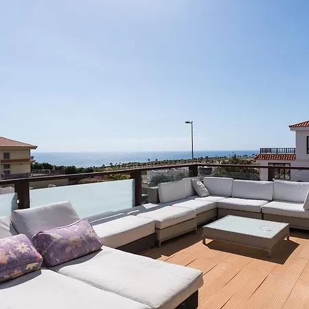 Cozy Pool & Golf Villa